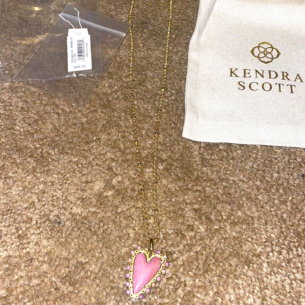 kendra scott NWB Ansley heart pendent gold lilac phosphate